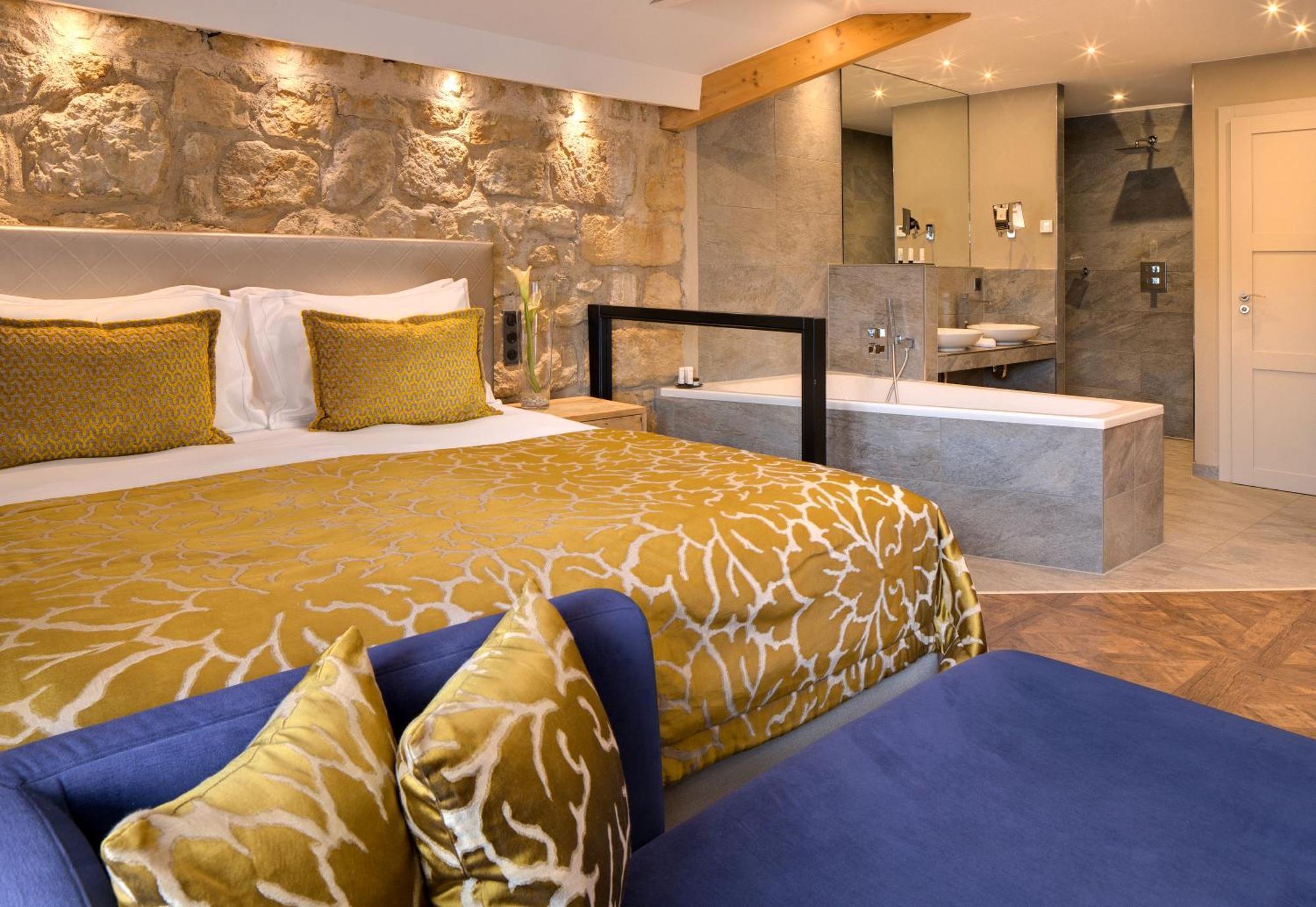 Domaine De La Klauss & Spa, Restaurant Gastronomique Le K Montenach ภายนอก รูปภาพ